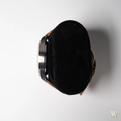 Wyler Vetta Clamshell Chronograph