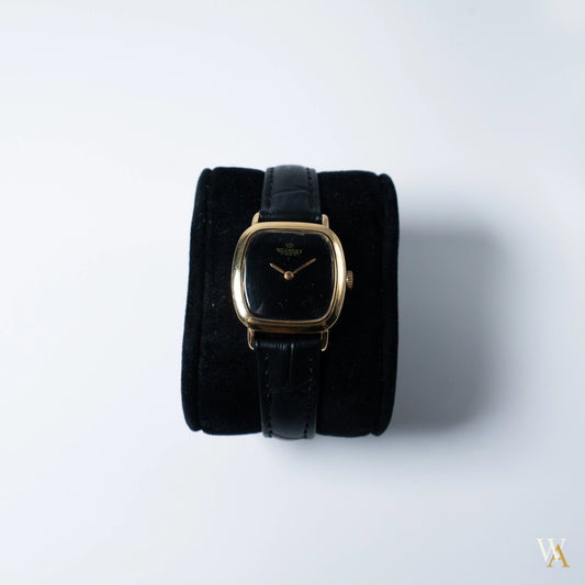 Roundex Lady